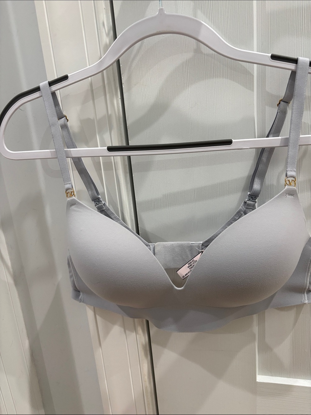 Seamless Light Gray padded no wire Victoria Secret bra
